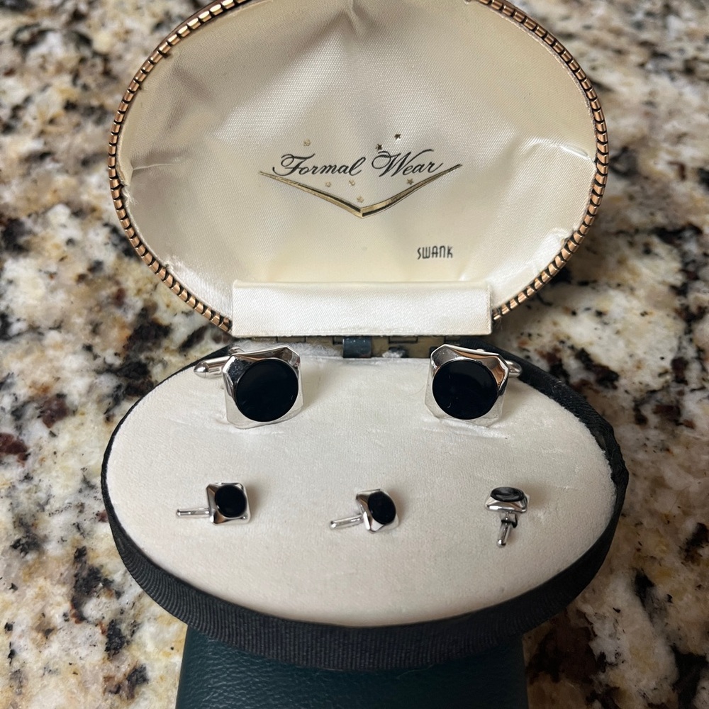 SWANK Cufflinks and Studs Set